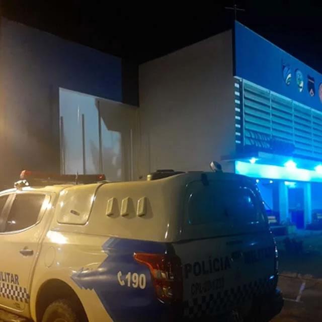 Homem é agredido com barra de ferro após consumir e não pagar conta
