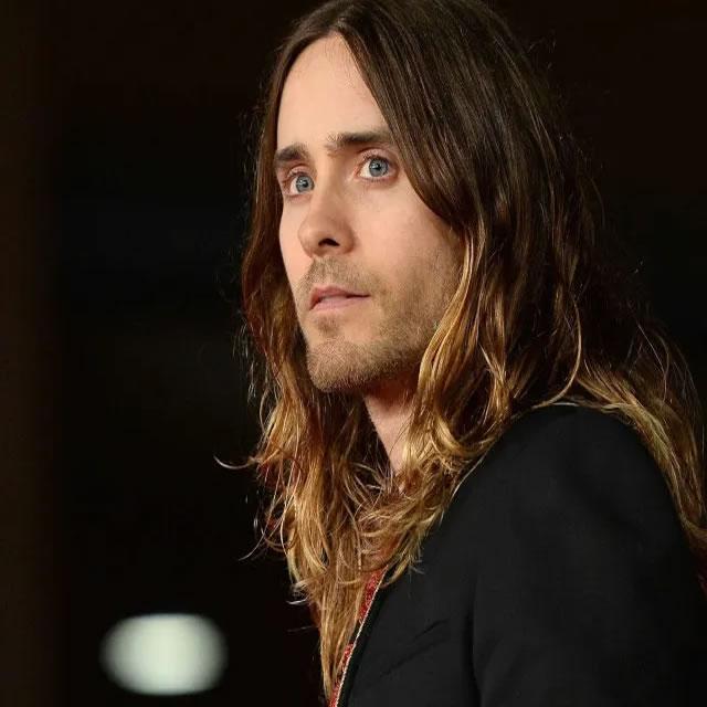 Jared Leto é acusado de má conduta sexual por nove mulheres, segundo portal