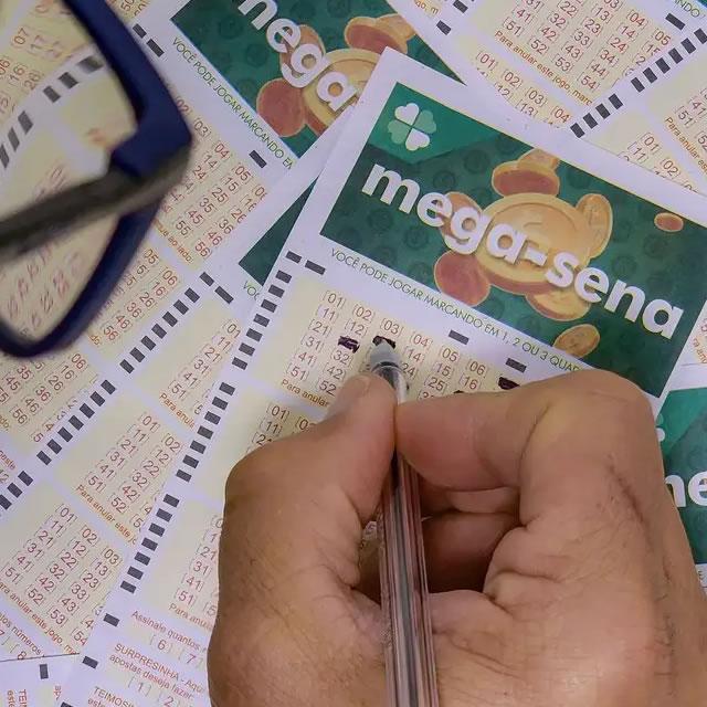 Mega-Sena sorteia nesta terça-feira prêmio estimado em R$ 3,5 milhões