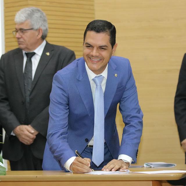 Deputado Cássio Gois assume como 2º Secretário da Alero e reforça compromisso com o desenvolvimento de Rondônia