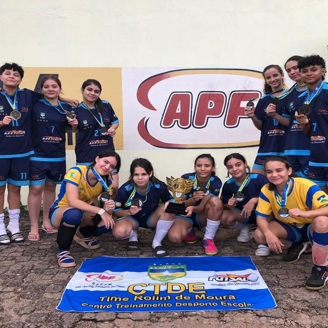 Jean Oliveira parabeniza equipe de futsal da Escola Aluízio de Rolim de Moura pelo bicampeonato estadual