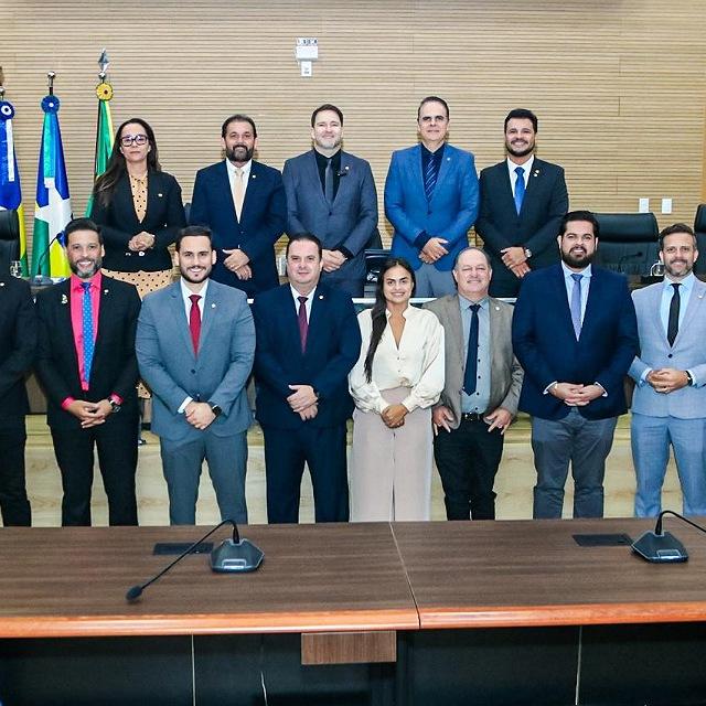 Deputados elegem Mesa Diretora da Alero para o biênio 2025/2026