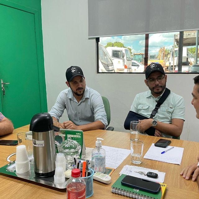 Vereador Adalto de Bandeirantes articula com a Semagric melhorias nas estradas rurais de Porto Velho
