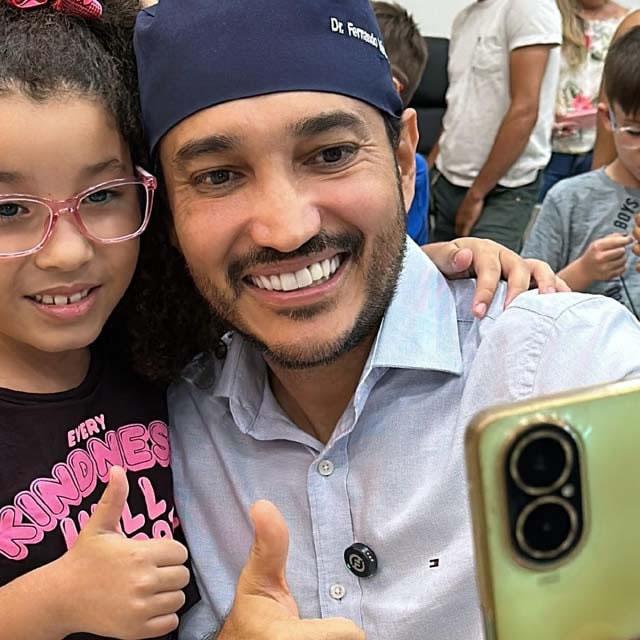 Projeto do Deputado Dr. Fernando Máximo já atendeu 16 mil alunos com entrega de óculos