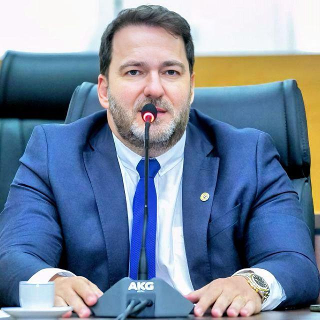 Alex Redano destina emenda parlamentar para aquisição de tubos armcos em Alto Paraíso