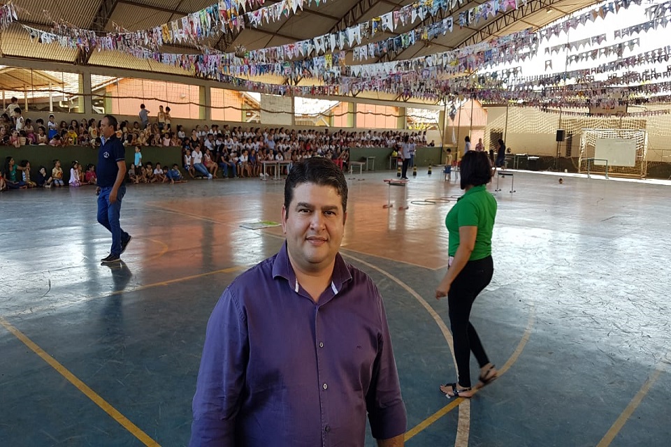 Rolim de Moura – Escolas Valdecir Sgarbi e Balão Mágico realizam Gincana Educativa 