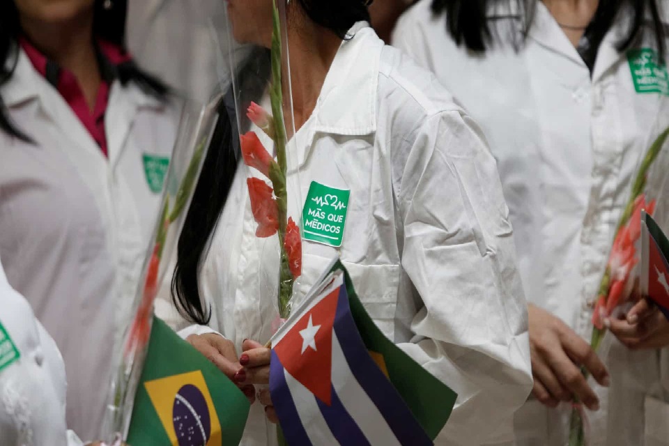 Governo vai mudar Mais Médicos de novo, para reincorporar cubanos