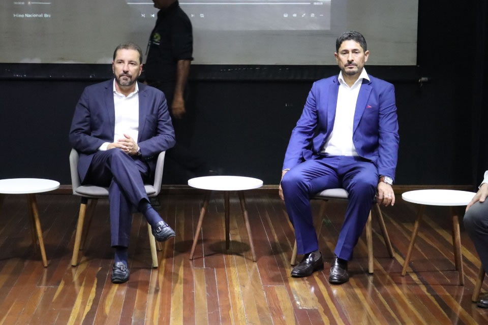 Vereador Márcio Pacele, Participa de Capacitação em Gestão e Controle de Convênios com o Ministério da Defesa