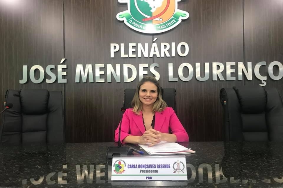 Primeira mulher a presidir Câmara de Ariquemes, Carla Redano enfrenta desafios no cargo