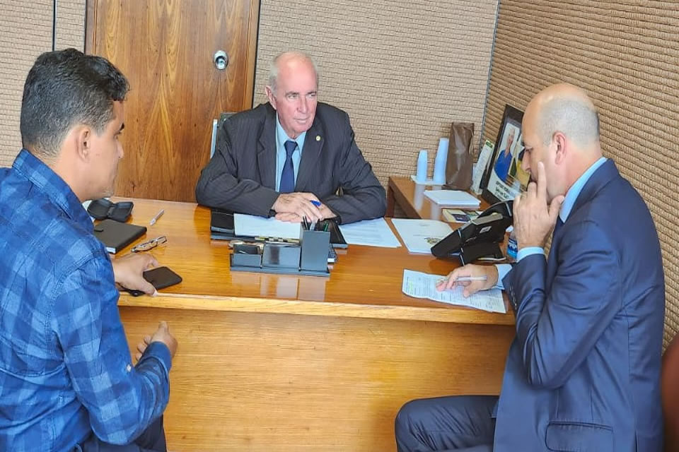 Em Brasília, Ismael Crispin e Lebrão discutem o impacto da PEC 47/2023 para o futuro de Rondônia