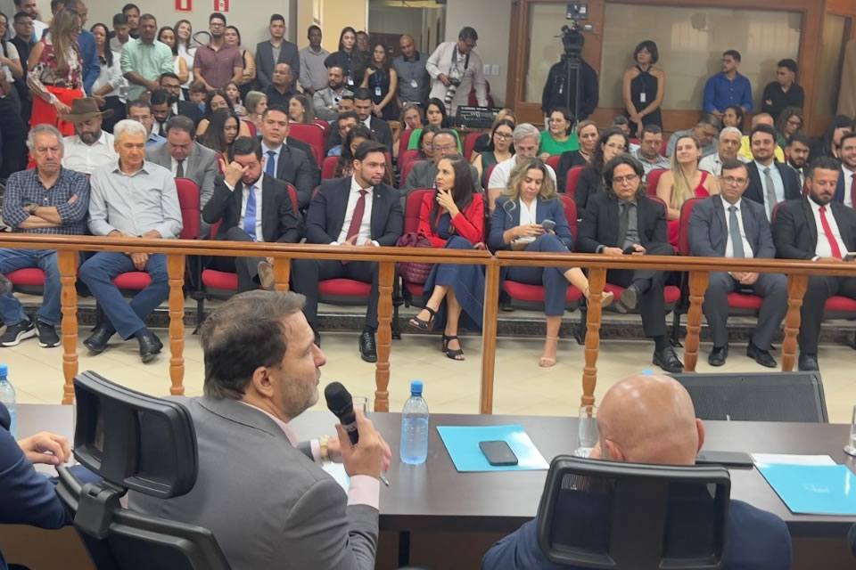 Deputado Alex Redano prestigia elevação da comarca de Machadinho do Oeste à 2ª entrância