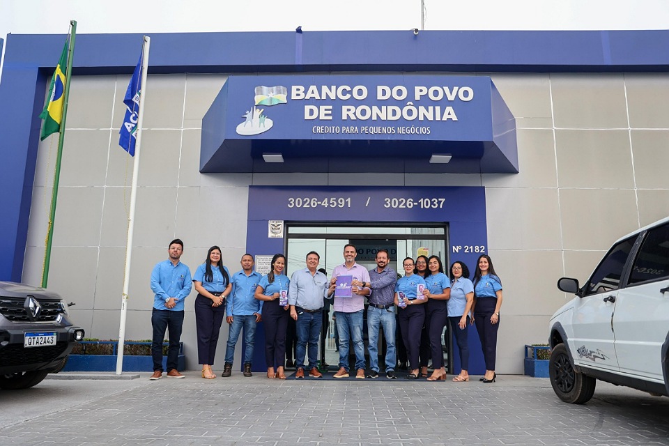 Léo Moraes tem reunião com Banco do Povo e quer garantir mais crédito para micro e pequenas empresas