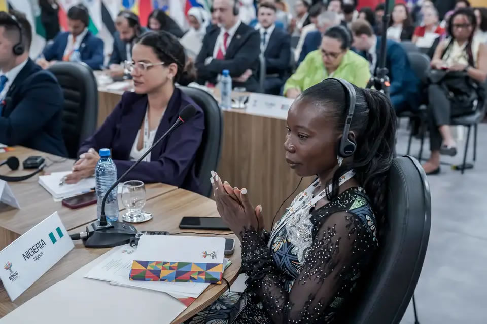 Cúpula da Juventude do Brics busca cooperação para mercado de trabalho