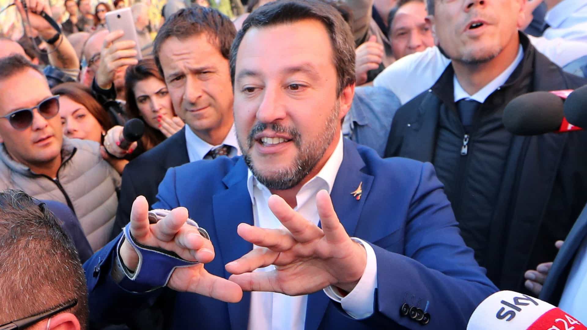 Salvini ameaça recorrer à justiça após desembarque que proibiu