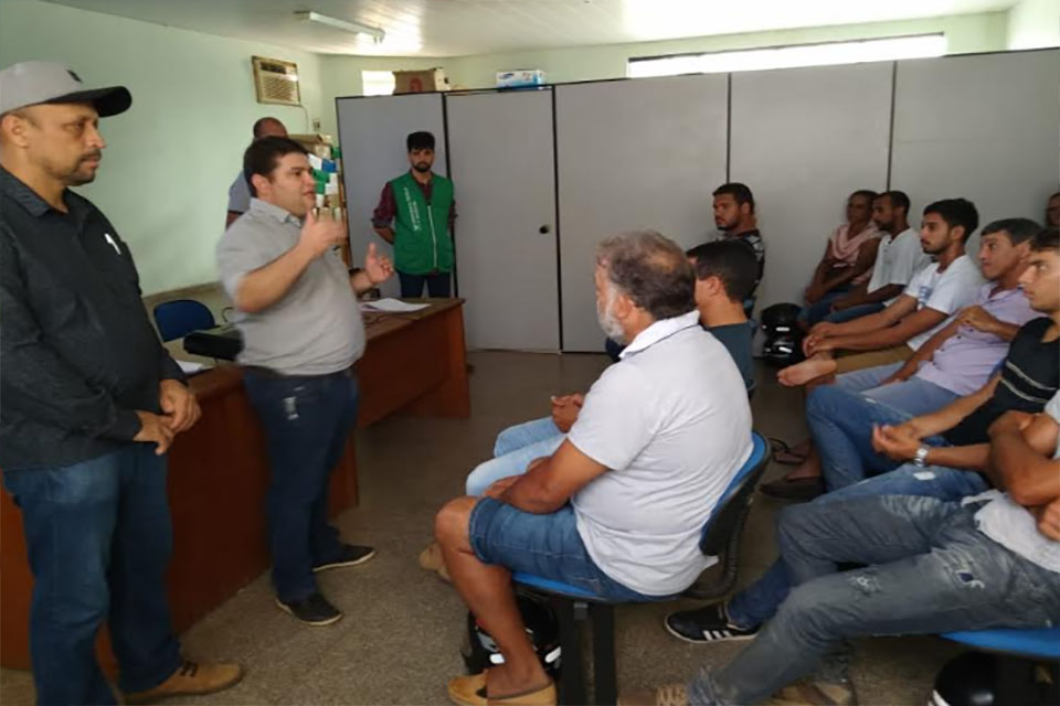 Rolim de Moura - Parceria entre Semagri e Senar garante apoio técnico e gerencial a cafeicultores  