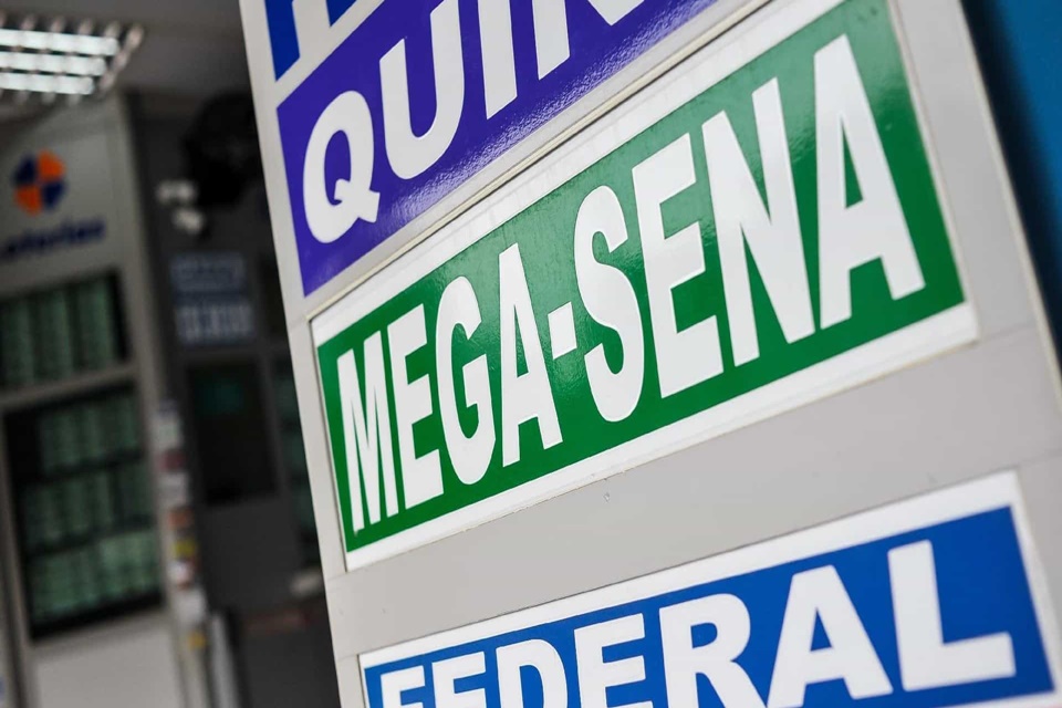 Mega-Sena acumula e vai pagar R$ 26 milhões no sábado