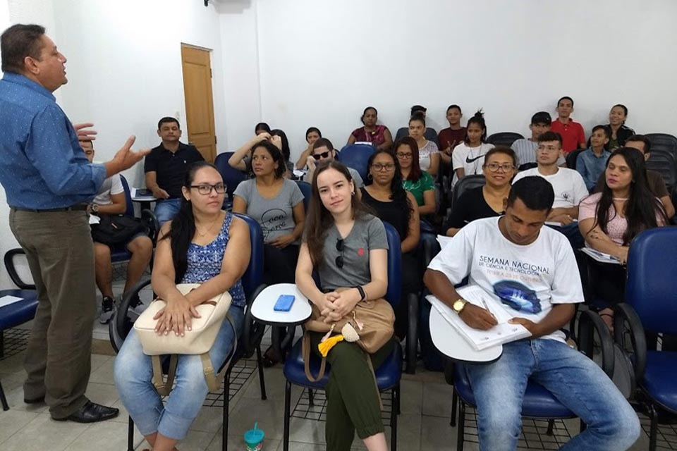 Concluídos primeiros cursos de novembro da Escola do Legislativo