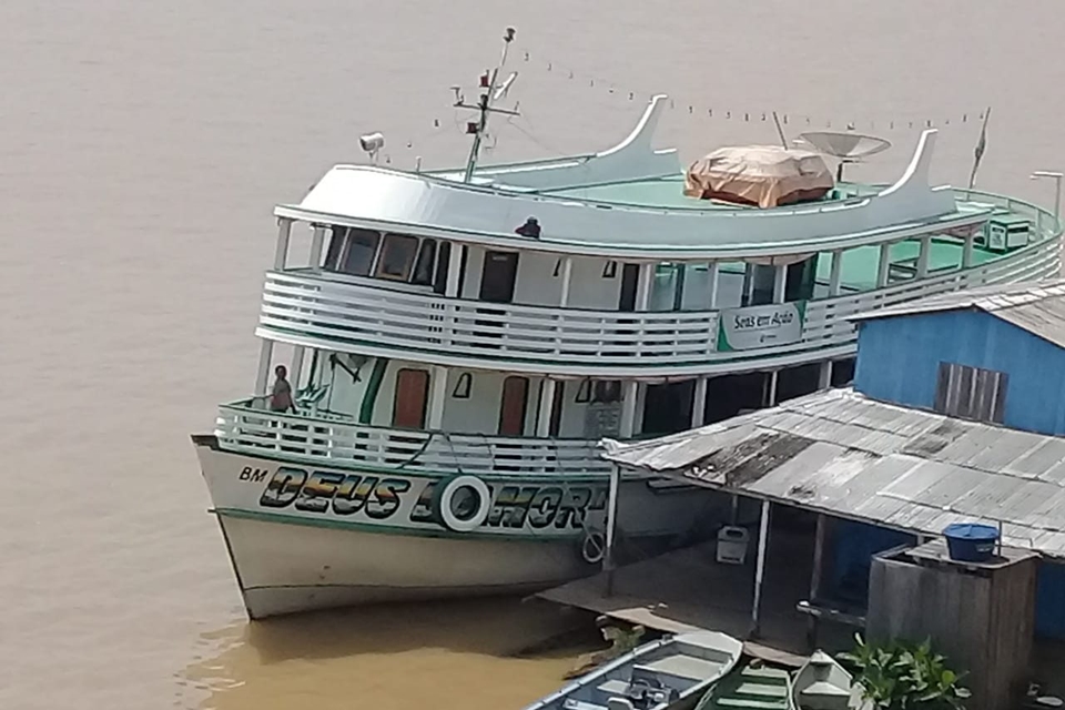 Barco Deus é Amor faz mais uma viagem para o rio Machado na próxima segunda-feira