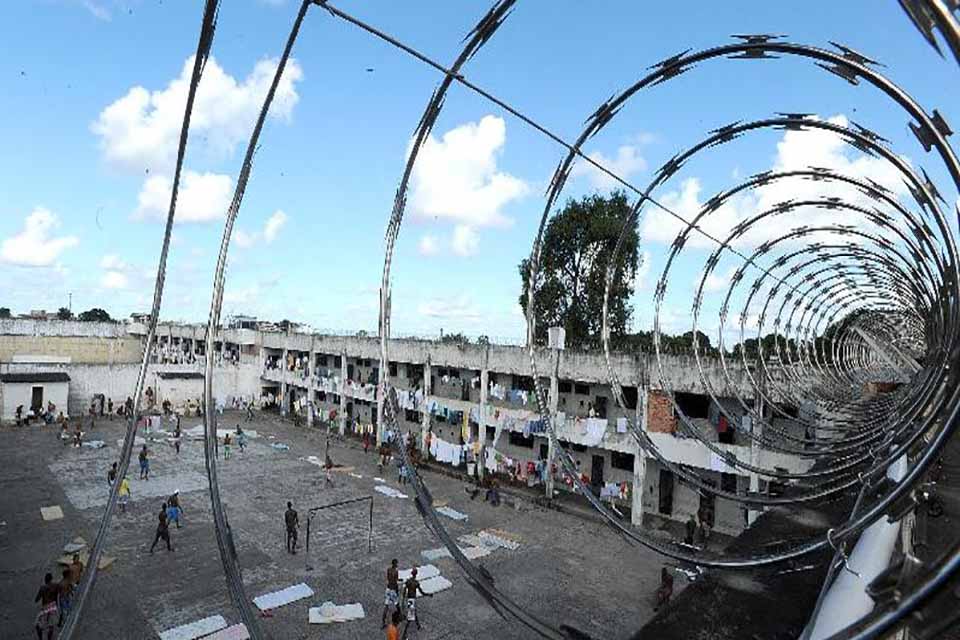 Vídeo: Rebelião deixa 52 detentos mortos em presídio no Pará