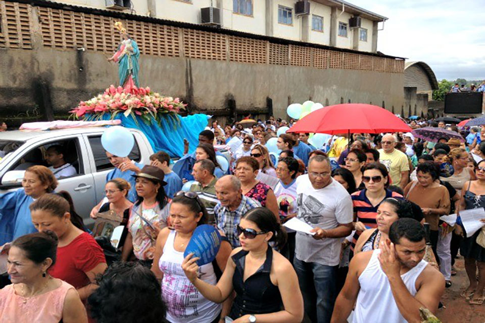 Procissão marca celebração do Dia de Nossa Senhora Auxiliadora em Porto Velho