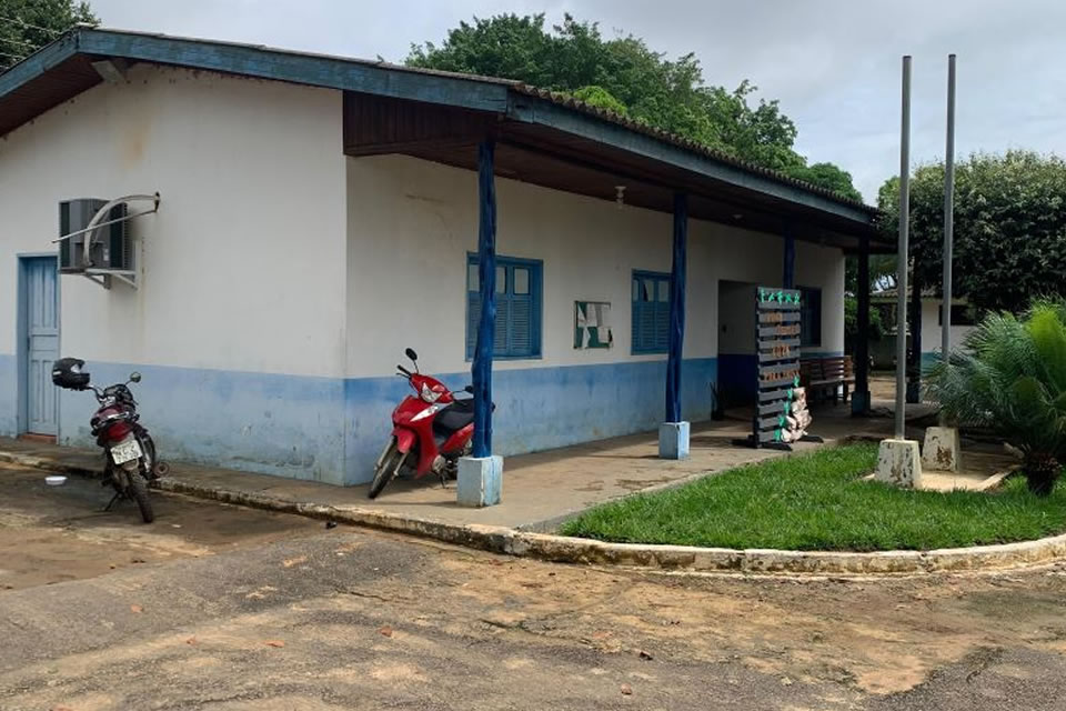 Alex Redano cobra reforma e ampliação na 2ª Residência do DER em Ariquemes