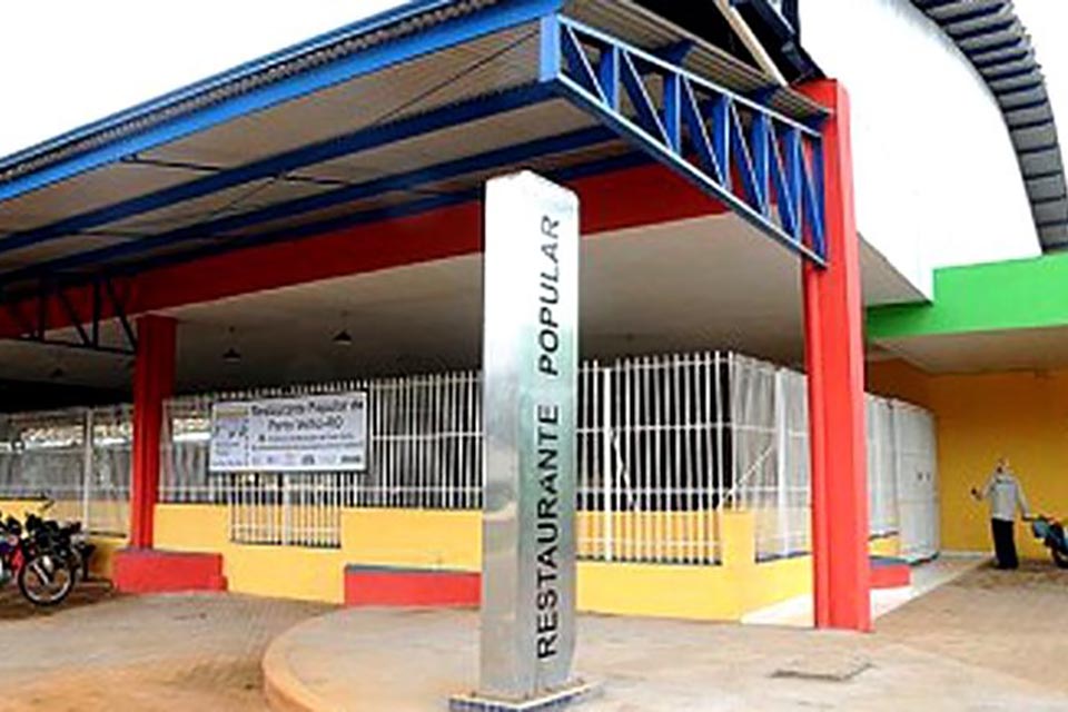 Mauro Nazif cobra reabertura do restaurante popular estadual depois de fechar o restaurante popular municipal