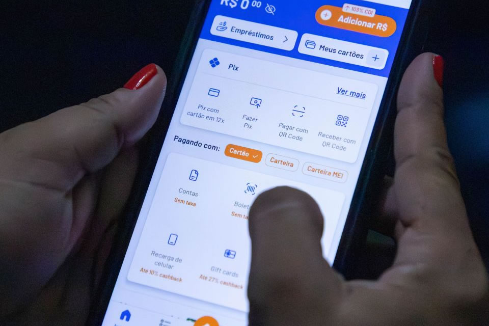 Usuário do transporte coletivo de Porto Velho pode recarregar ComCard através de aplicativo