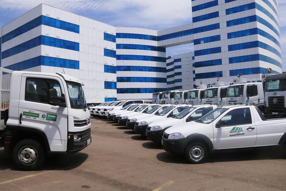 Equipamentos para fomento do setor produtivo foram entregues pelo Governo de Rondônia