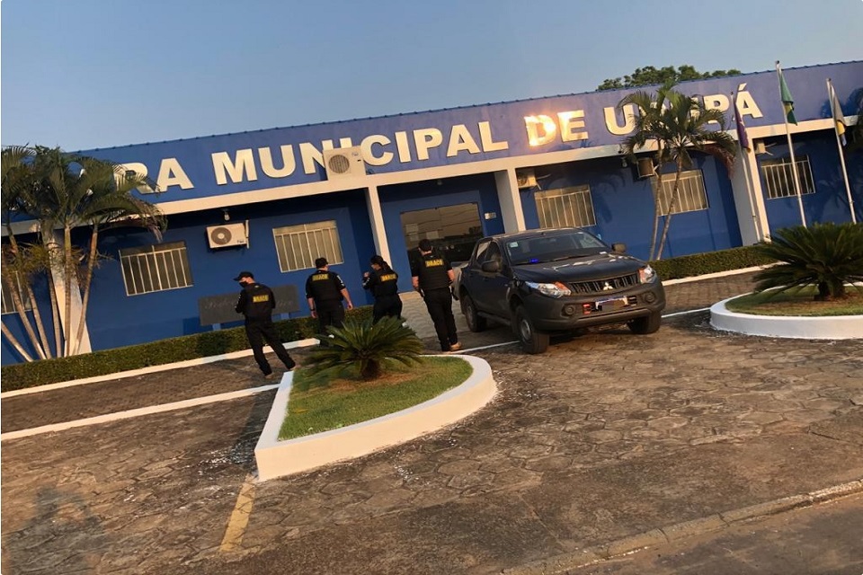 Operação da Polícia Civil e MP cumpre mandados envolvendo vereadores de Urupá
