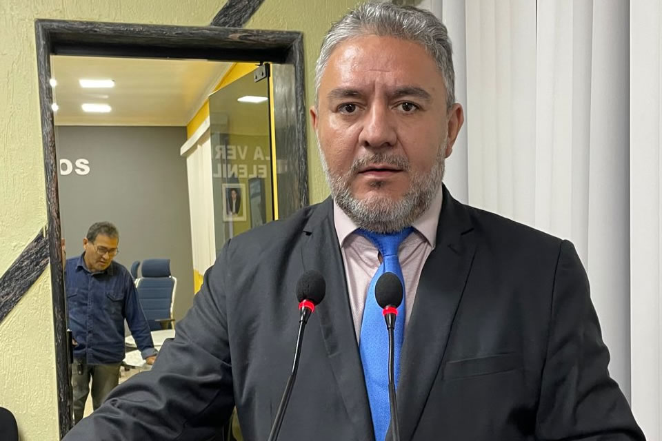 Vereador Everaldo Fogaça celebra atendimento de pedidos de providências nas Zonas Leste e Sul