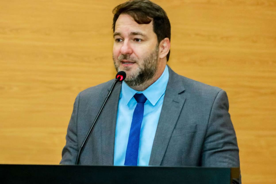 Após solicitação de Alex Redano, DER recupera 33 km da RO-257 entre Ariquemes e Machadinho do Oeste