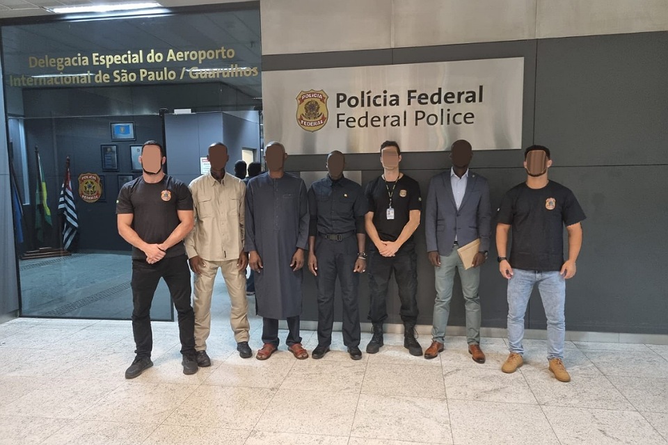 Polícia Federal extradita procurado pela Interpol