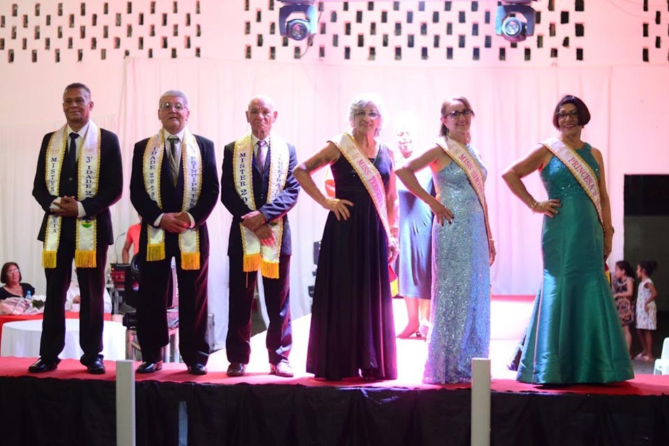Miss e Mister Terceira Idade de Vilhena revelam modelosanimados em evento descontraído