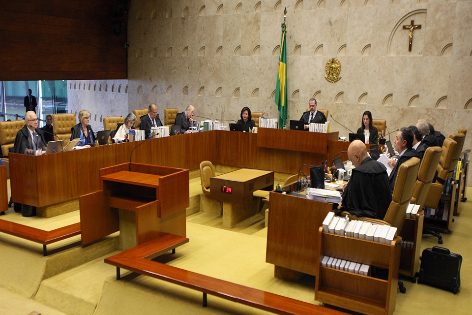 Supremo decide que casos de caixa 2 ligados a outros crimes devem ser enviados à Justiça Eleitoral