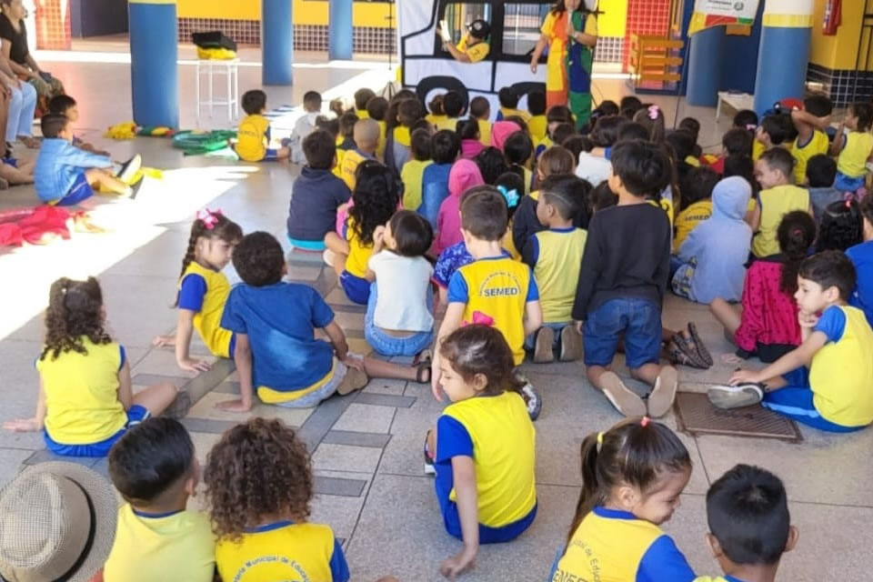 Orientações sobre segurança no trânsito são fortalecidas para alunos de escolas públicas de Porto Velho