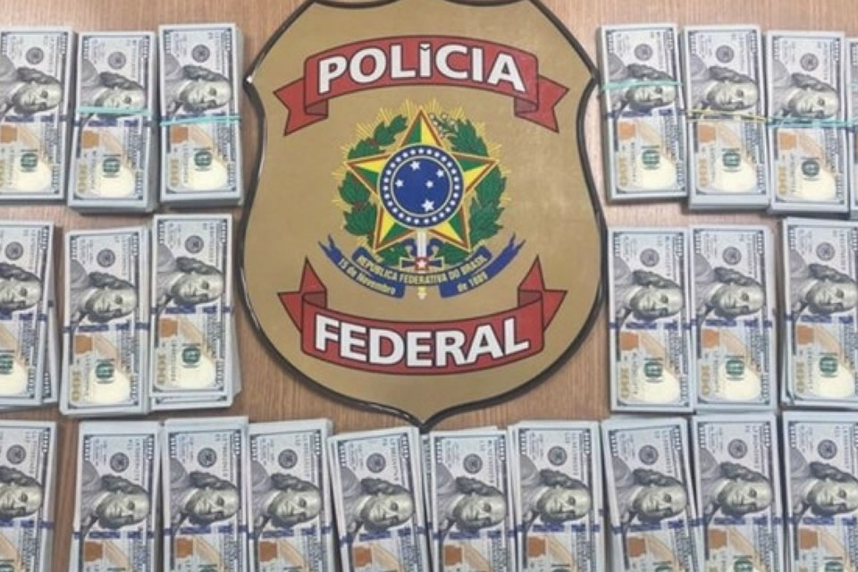 PF apreende US$ 170 mil em dinheiro com diretor afastado da Abin