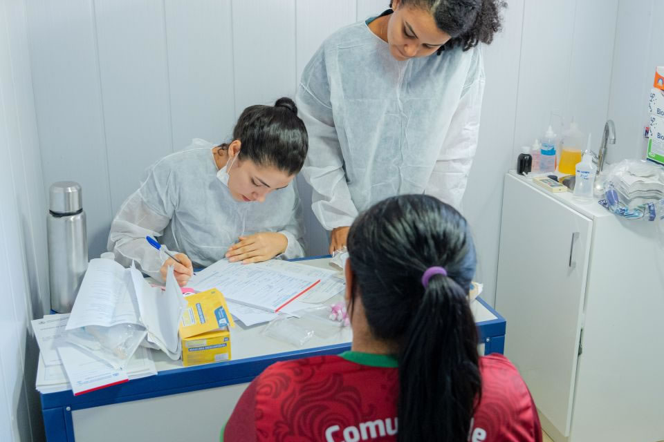 Quase 3 mil atendimentos foram realizados à população ribeirinha no distrito de Calama