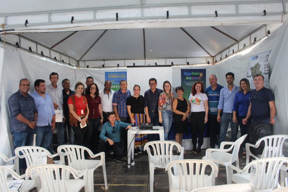 Empresários e autoridades discutem turismo de Vilhena durante evento da Semtic