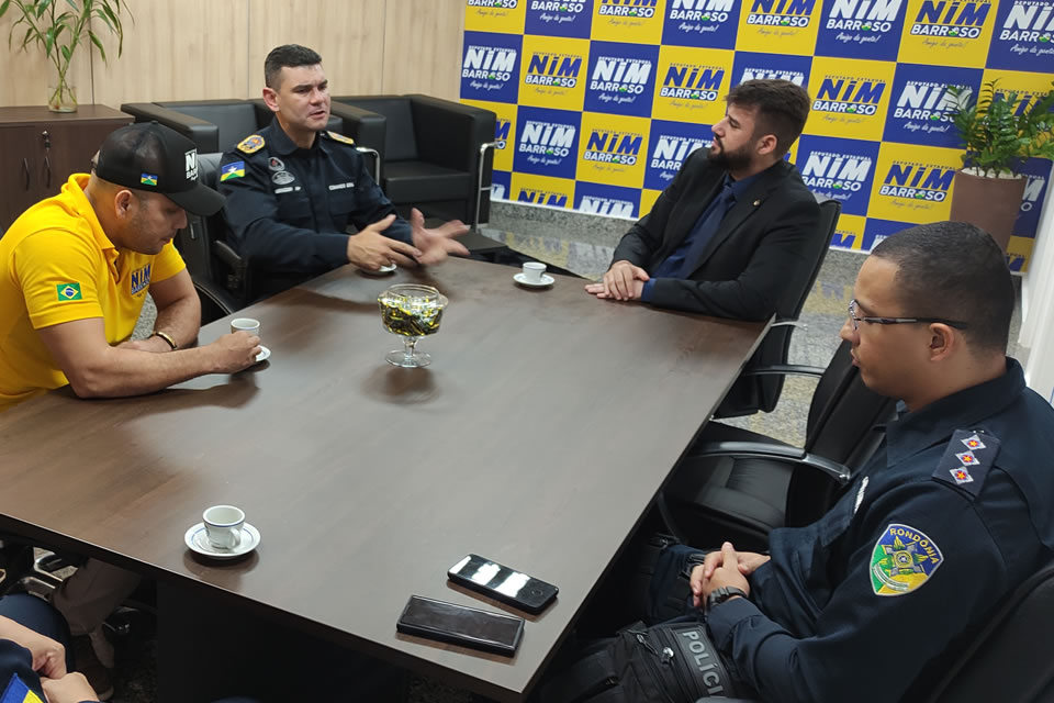Deputado Nim Barroso se reúne com Comandante Geral da PM