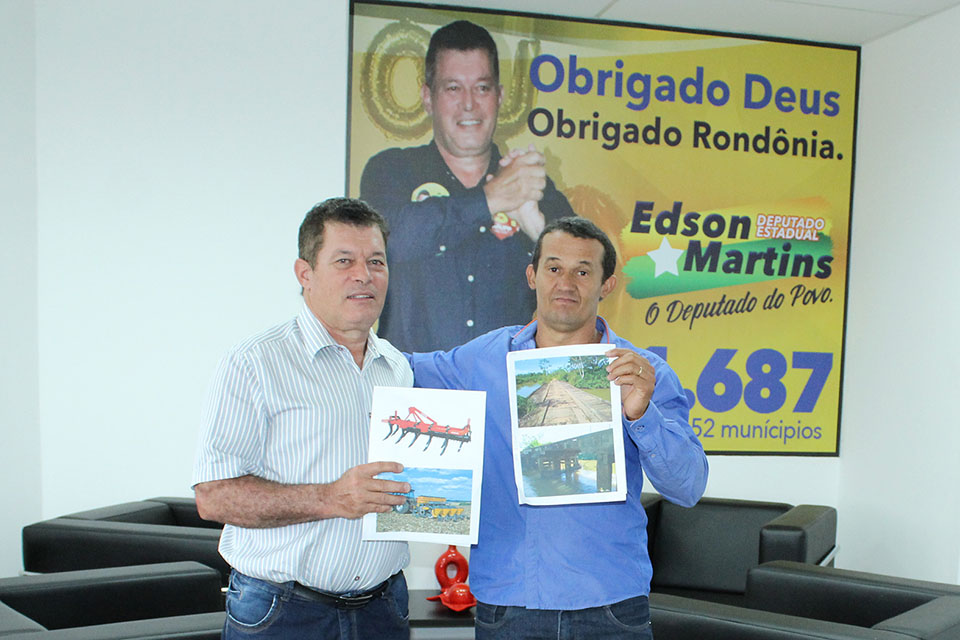 Deputado Edson Martins discute apoio para Cabixi com vereador Adailton Sucupira