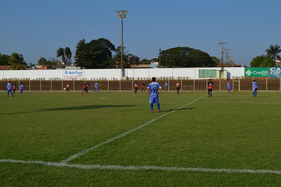 5º Campeonato de futebol de campo de veteranos tem sua primeira rodada em Rolim de Moura