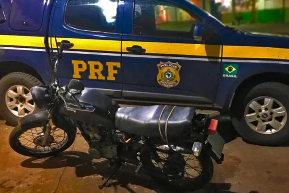 PRF apreende duas motos adulteradas e recaptura dois foragidos em Porto Velho