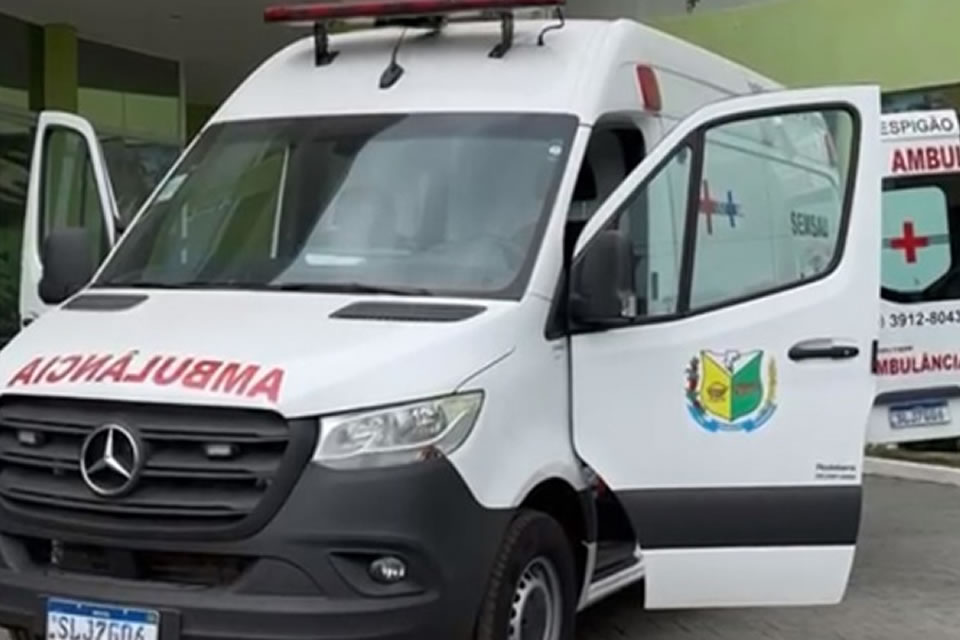 Luizinho Goebel garante ambulância e aparelho de raio-x para Espigão do Oeste