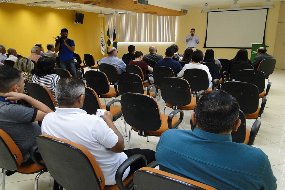 Fiero realiza café da manhã em homenagem ao dia do jornalista