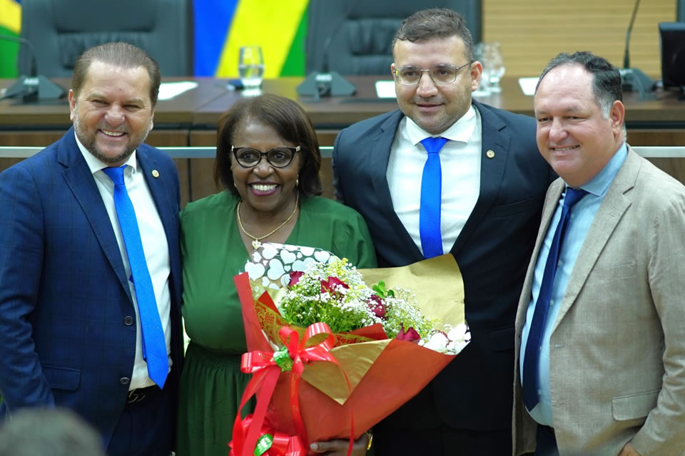 Assembleia Legislativa homenageia decanos das Câmaras de Vereadores de Rondônia