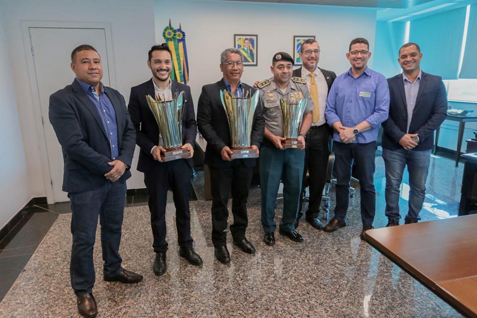 Governo entrega premiação à Seduc, Sesau e PM de melhores colocadas na classificação geral dos Jogos dos Servidores de Rondônia