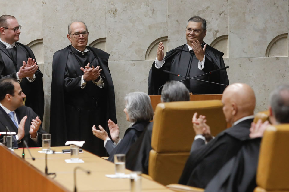 STF forma maioria para absolver morador de rua preso por 11 meses pelo 8/1