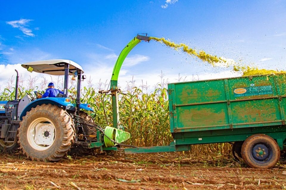 Deputado Alan Queiroz destina R$ 320 mil para equipamentos agrícolas em Jaru