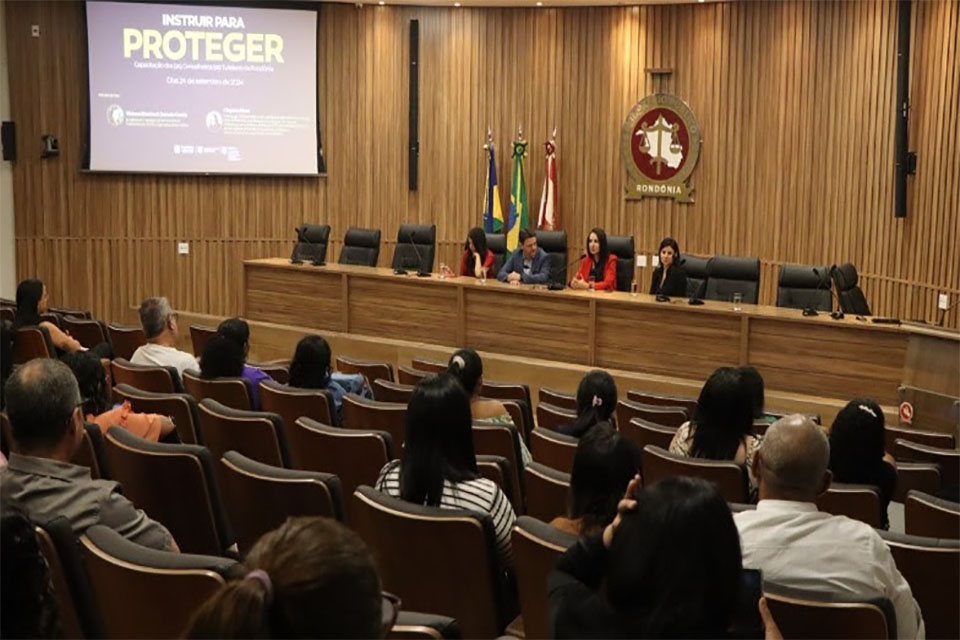 PRO realiza Projeto “Instruir para Proteger” para qualificar Conselheiros Tutelares